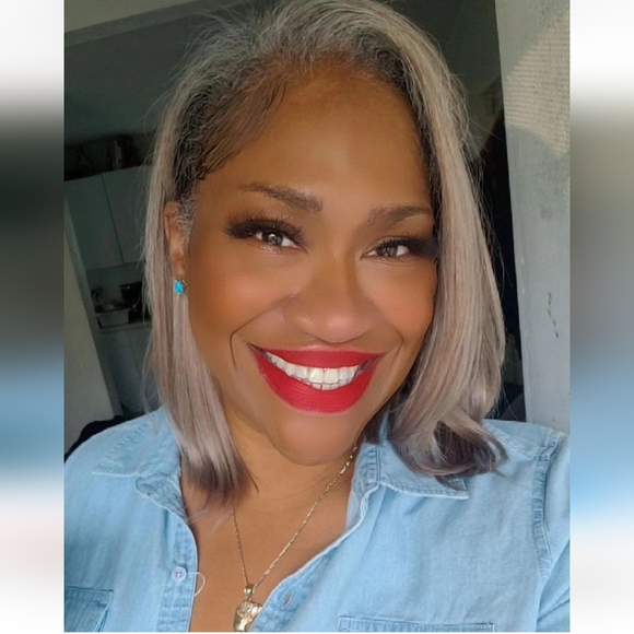 Meet your Posher LIVE, Prisy Monster Shop 2.0 - Picture 3 of 8